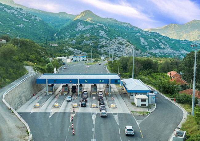 Foto Emovis gana el contrato para automatizar el sistema de peaje del túnel más largo de Montenegro.