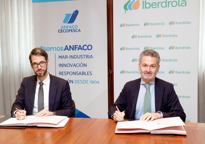 Foto Iberdrola y ANFACO-CECOPESCA firman un acuerdo que facilitará la descarbonización y la sostenibilidad de toda la cadena industrial pesquera.