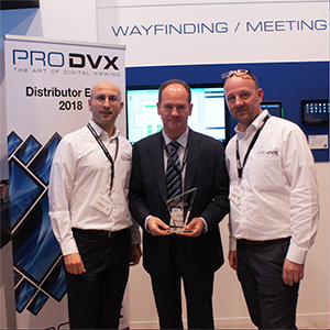 foto noticia Macroservice y ProDVX consolidan su colaboración en el mercado español.