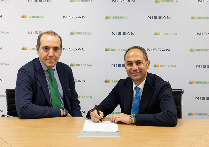 Foto Iberdrola y Nissan firman un acuerdo para promover la movilidad sostenible en Italia.