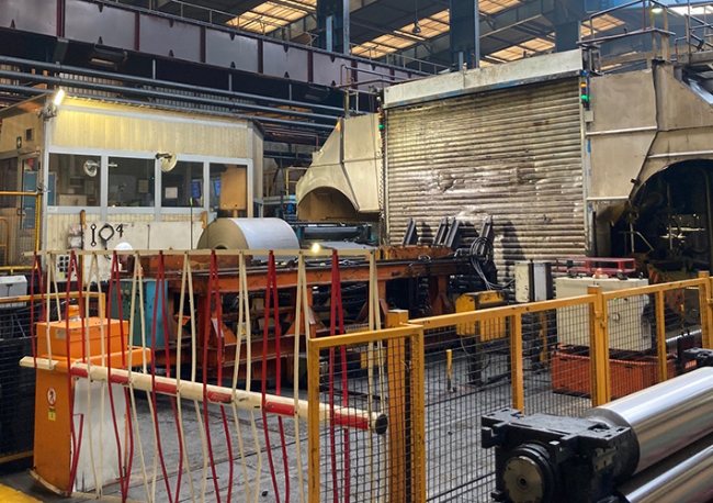 Foto ABB lidera el proyecto de modernización del tren de laminación en frío de ArcelorMittal Construction en Francia.