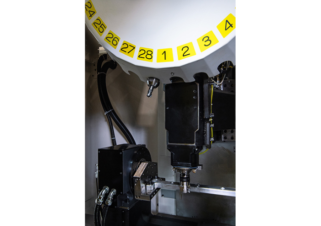 Foto FANUC presenta sus últimas novedades de CNC, máquinas y robots en EMO Hannover 2023.