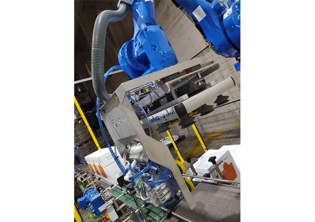 Foto La solución de Yaskawa con un robot PL80 y software PalletSolver permite a Proelan automatizar y flexibilizar la producción de la Bodega WILLIAMS & HUMBERT.