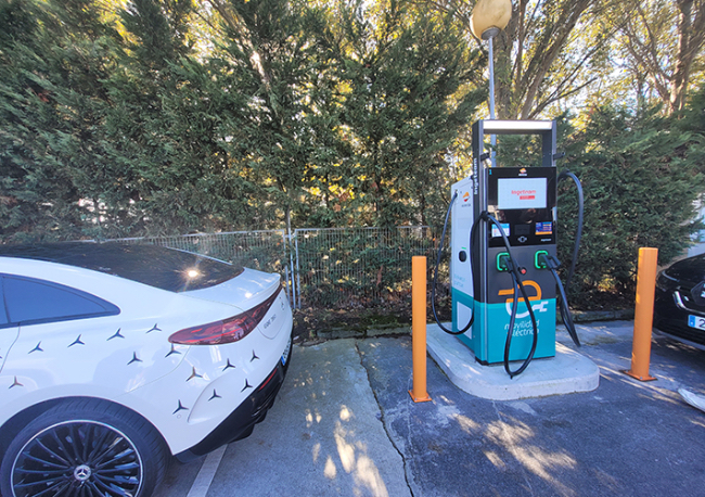 Foto Las EESS BideBarri se suman a la movilidad eléctrica de la mano de MADIC.