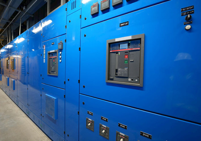 Foto ABB impulsa el primer centro de datos hiperescalar listo para IA con infraestructura sostenible.