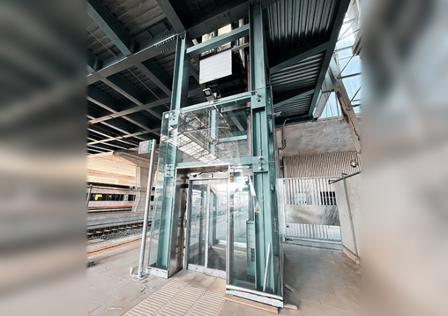 Foto TK Elevator recibe el prestigioso premio internacional Elevator World a Mejor Proyecto del Año por la Estación Intermodal de Santiago de Compostela.