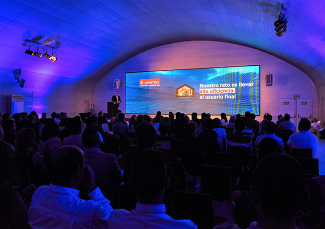 Foto Ariston se presenta oficialmente en Madrid con un gran evento dedicado a instaladores