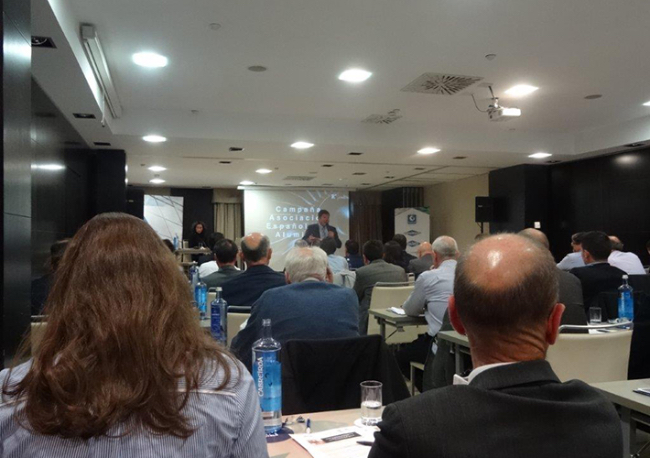 Foto La AEA expone su estrategia de sostenibilidad y comunicación en su Asamblea Extraordinaria.