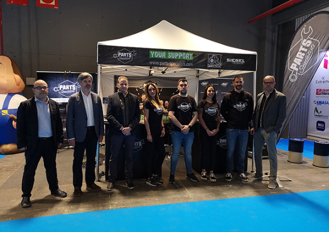 Foto Los Parts Specialists de Diesel Technic se van de feria.