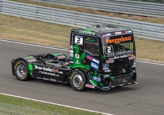 Foto Los Parts Specialists en el Truck Grand Prix