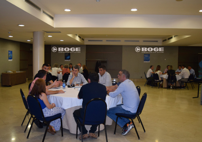 Foto BOGE Compresores celebra su Reunión Anual de Distribuidores 2022, con un gran éxito de asistencia y participación.
