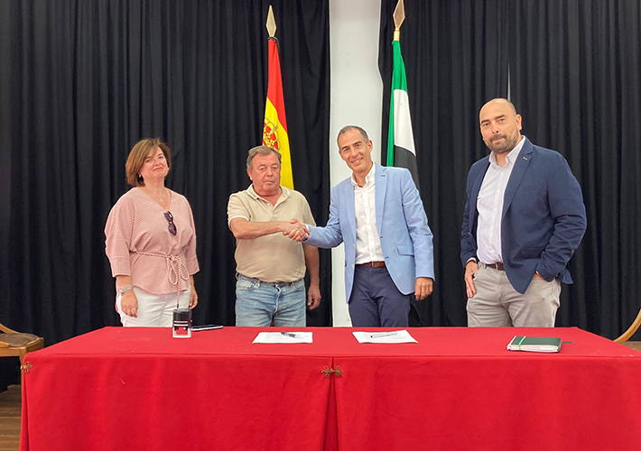 Foto Iberdrola instalará en Cedillo (Cáceres) la primera comunidad solar para un pueblo completo.