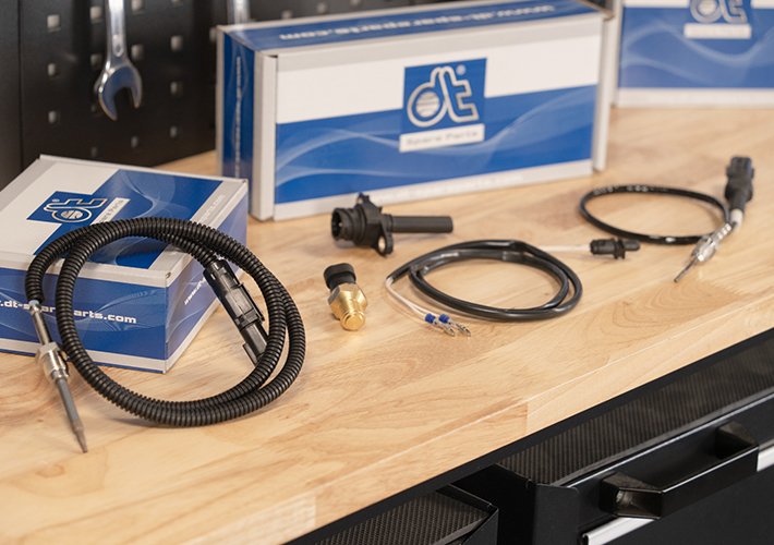 foto Sensores de temperatura DT Spare Parts presentados por los Parts Specialists.
Mediciones precisas para un funcionamiento seguro y eficiente del vehículo.