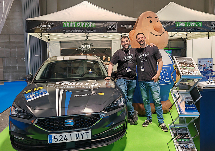 foto Conectando con los expertos.
Los Parts Specialists de gira por el sur de Europa.