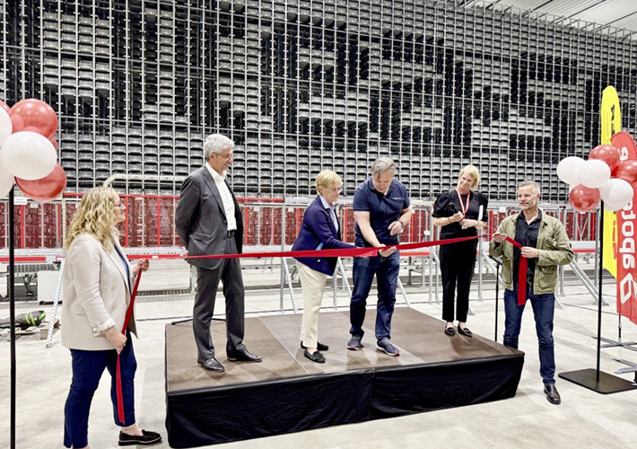foto noticia Apotea inaugura un nuevo centro logístico automatizado en Varberg con tecnología de SSI Schaefer.