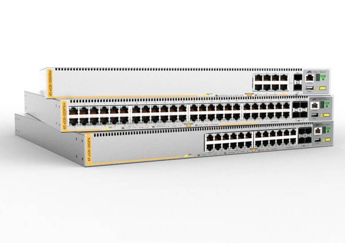 Foto Switch apilable 100/1000X SFP de veinticuatro puertos para IA, 5G y edge computing.