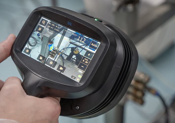 foto Mantenimiento más inteligente en las modernas fábricas de cemento con las cámaras de imágenes acústicas de Flir.