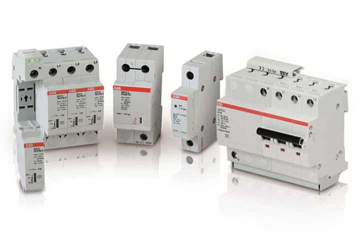 foto Protección digital de ABB contra sobretensiones para entornos críticos.