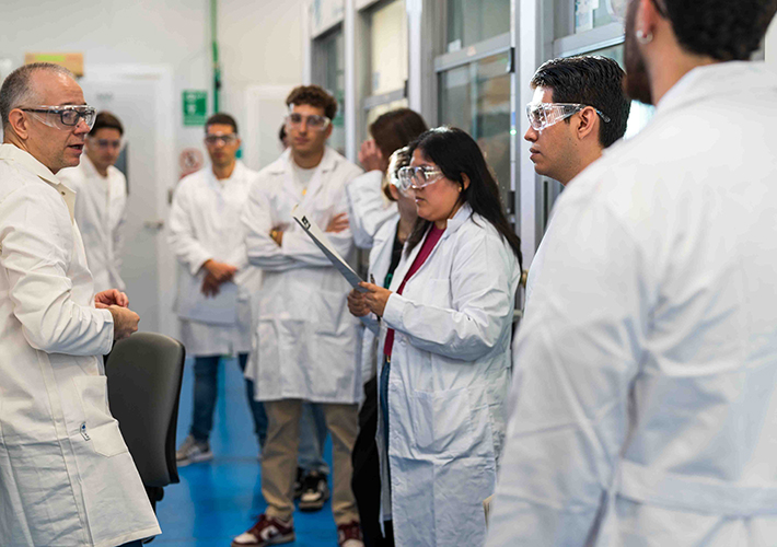 foto noticia AIMPLAS impulsa la formación avanzada en polímeros y composites con su máster universitario y el lanzamiento del programa AVANZA.