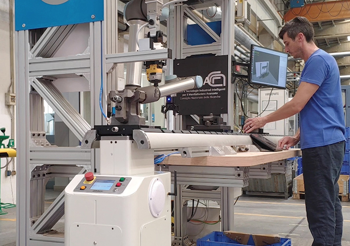 Foto Implementan un nuevo sistema que permite el trabajo colaborativo de personas y robots en la industria.