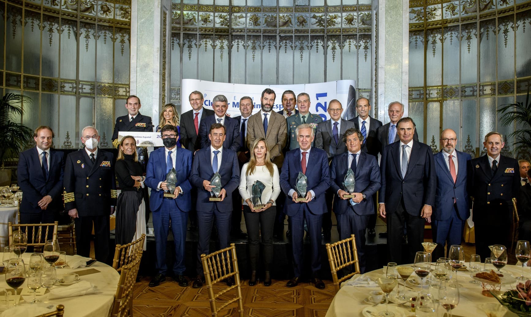 foto noticia El Clúster Marítimo Español premia a ABB por el impulso internacional de la movilidad eléctrica.