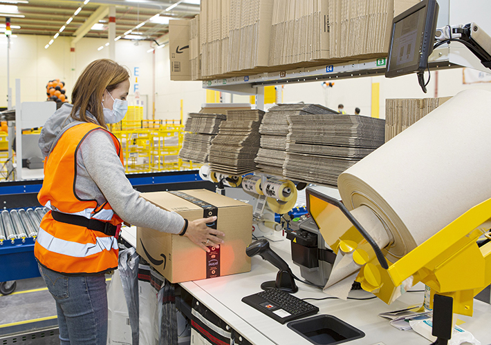 foto noticia Amazon creará 3.000 nuevos empleos en España y cerrará 2021 con más de 15.000 empleados fijos.