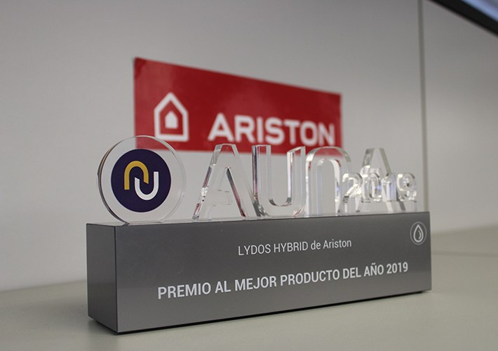 foto noticia LYDOS HYBRID de ARISTON, premiado como mejor producto del año 2019