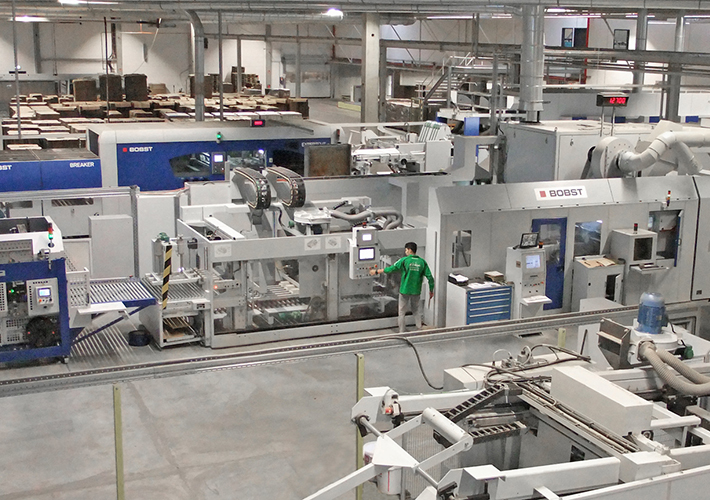 Foto G & G Preißer ha puesto en servicio seis máquinas nuevas de BOBST en su nueva planta de producción.