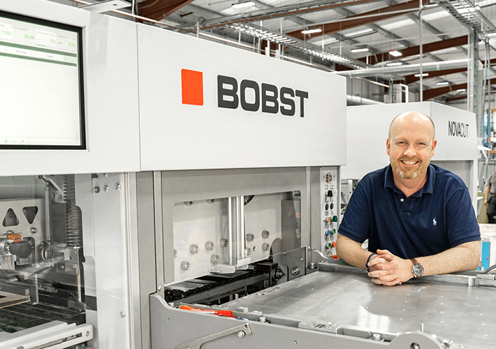Foto Curtis Packaging reinforces drive for quality with BOBST investment.