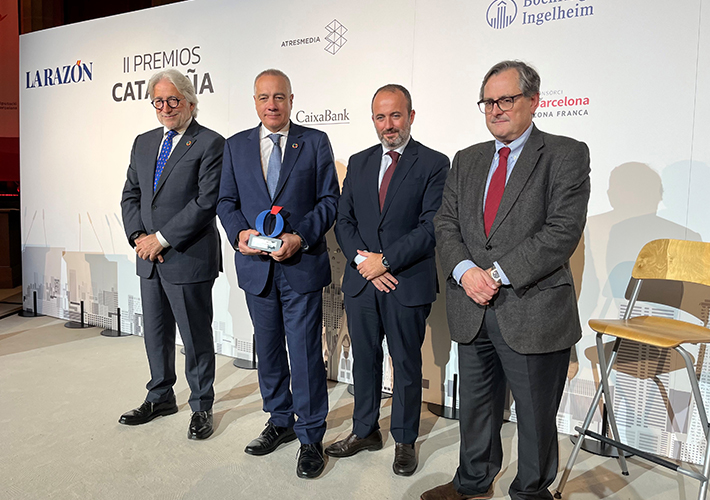 foto noticia El DFactory Barcelona recibe el premio al Mejor Centro Tecnológico 2022.