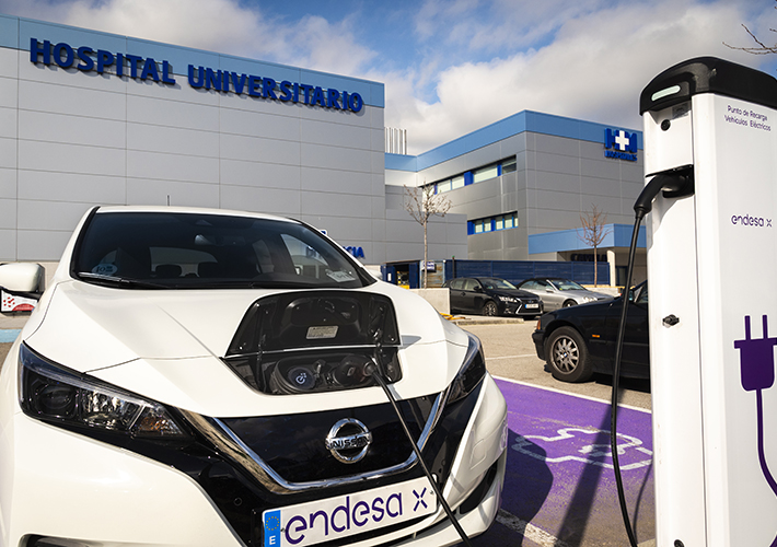 foto noticia ENDESA X INSTALA CARGADORES PARA COCHE ELÉCTRICO EN 4 CENTROS DE HM HOSPITALES DE MADRID Y GALICIA.