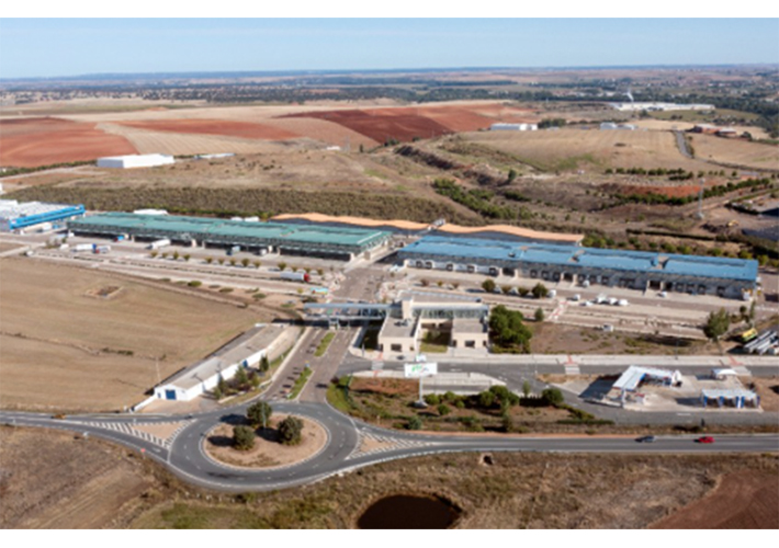 Foto Endesa X construye la primera planta solar de Mercasalamanca, que le permitirá cubrir un 35% de la energía que necesita en su centro logístico agroalimentario.