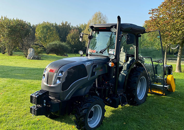 Foto THE FPT INDUSTRIAL F28 DIESEL MAKES ITS FIELD DEBUT WITH THE NEW CARRARO AGRICUBE PRO TRACTORS
