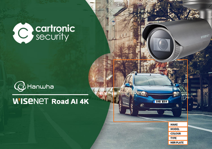 Foto PNO-A9081RLP, cámara Wisenet Road AI 4K para el reconocimiento de matrículas.