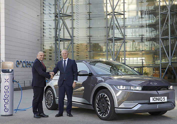 foto noticia ENDESA X Y HYUNDAI LANZAN UN “TODO INCLUIDO” PARA FACILITAR EL SALTO A LA MOVILIDAD ELÉCTRICA