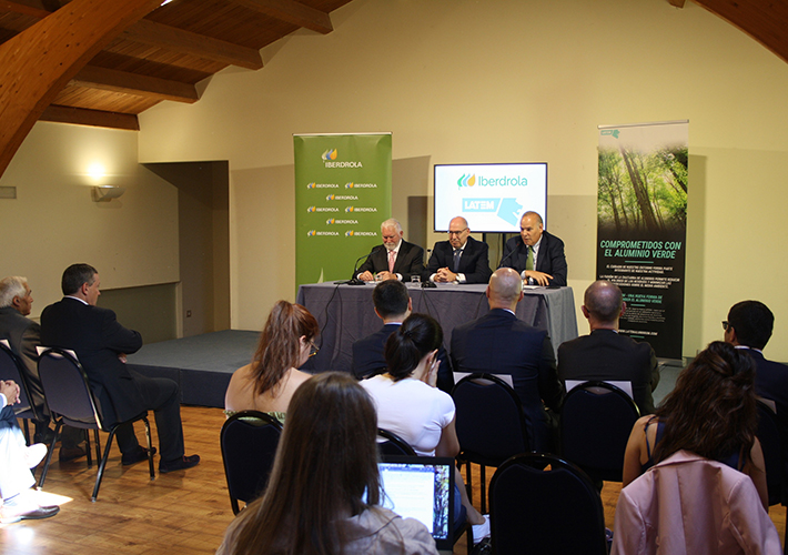 foto noticia Iberdrola invierte en LatemAluminium para impulsar la industria verde en España.