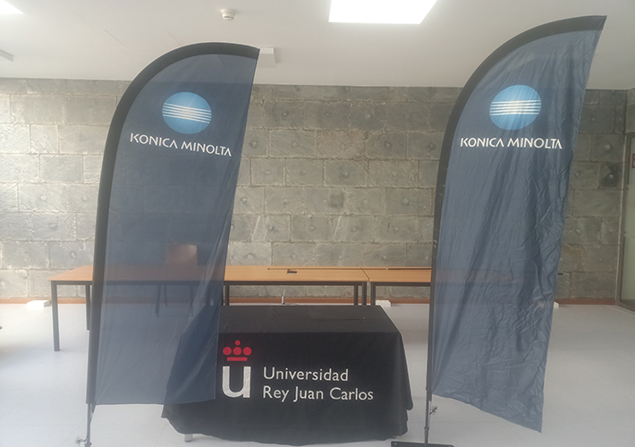 Foto Konica Minolta patrocina el Torneo benéfico de Pádel de la Universidad Rey Juan Carlos.