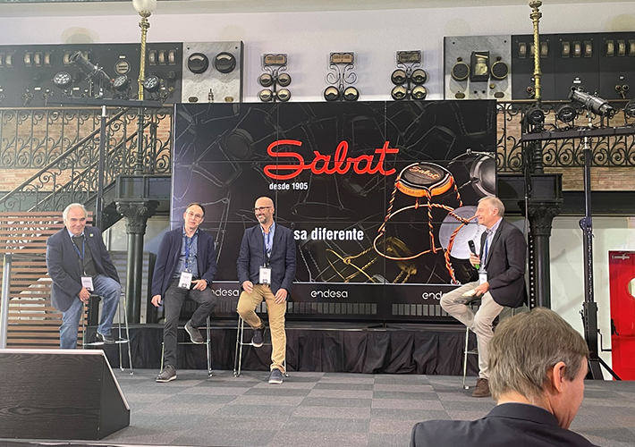 Foto Sabat, ha sido premiada con el accésit del Premio Indústria 4.0 por su optimización de la producción de bozales para tapones de cava con la solución basada en IA de Pervasive Technologies.
