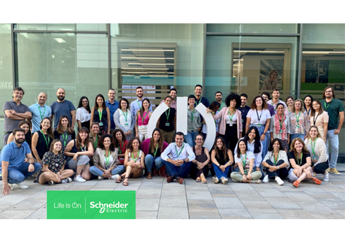 Foto Schneider Electric, nombrada la segunda mejor empresa para trabajar en España, según Actualidad Económica