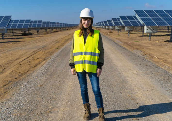 foto noticia El primer proyecto solar de Amazon en Europa ya suministra energía renovable a España.