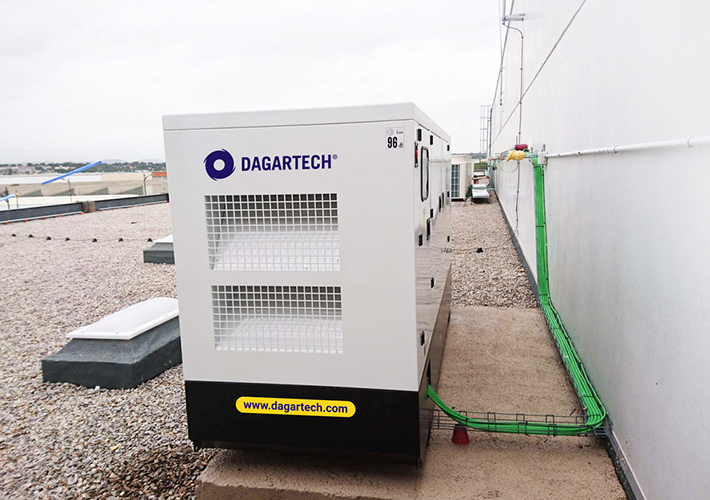 Foto Energía de emergencia para el Data Center de un establecimiento de El Corte Inglés de Málaga.