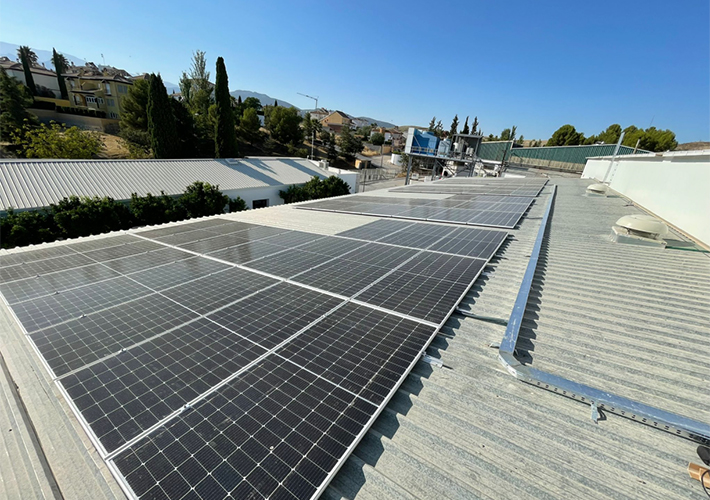 Foto ENDESA X INSTALARÁ DOS PLANTAS SOLARES DE AUTOCONSUMO PARA DOMCA QUE CUBRIRÁN EL 40% DE SU CONSUMO ENERGÉTICO ACTUAL.