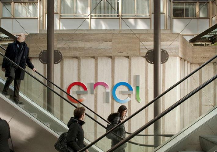 Foto ENEL COLOCA UN BONO MULTITRAMO RÉCORD DE 4.000 MILLONES DE DÓLARES ESTADOUNIDENSES VINCULADO A LA SOSTENIBILIDAD EN LOS MERCADOS INTERNACIONALES Y DE ESTADOS UNIDOS, ACELERANDO AÚN MÁS LA CONSECUCIÓN DE SUS OBJETIVOS DE FINANCIACIÓN SOSTENIBLE.