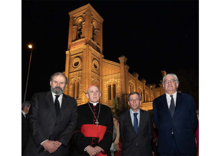foto La Fundación Endesa da comienzo a la celebración del 25 aniversario con su iluminación del patrimonio histórico-artístico número 711: la Iglesia de Santa Cristina en Madrid.