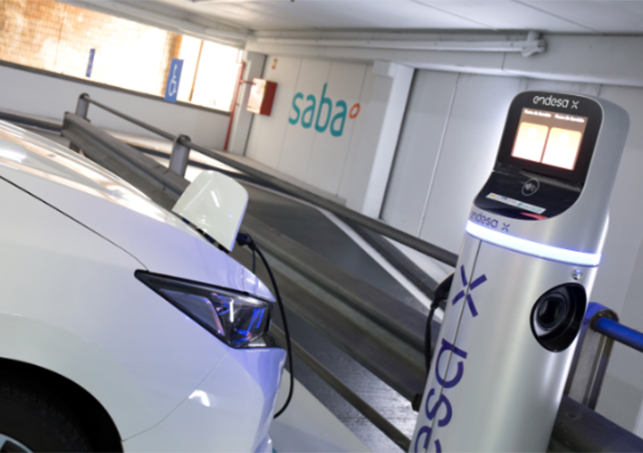 foto noticia ENDESA X, SABA Y BAMSA LANZAN PARKELECTRIC PARA FACILITAR LA RECARGA A QUIEN NO TIENE PARKING PRIVADO