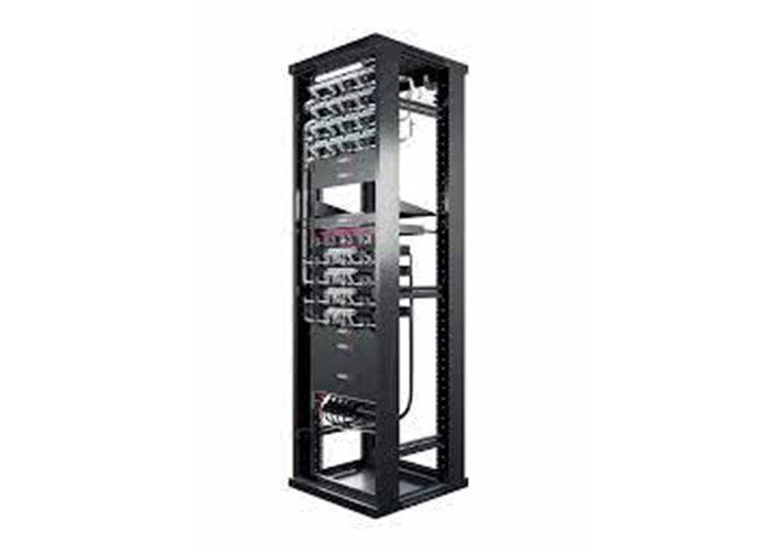 foto La importancia de una colocación correcta de los componentes del rack.