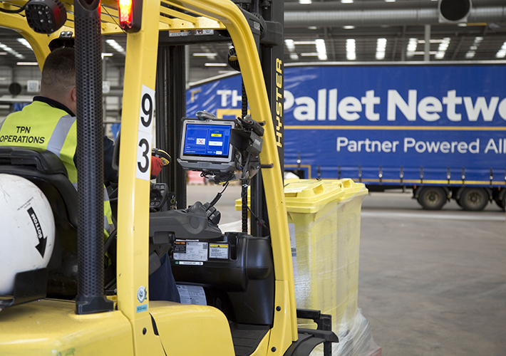 foto noticia PANASONIC TOUGHBOOK, CLAVE PARA LAS CARRETILLAS ELEVADORAS DE THE PALLET NETWORK.