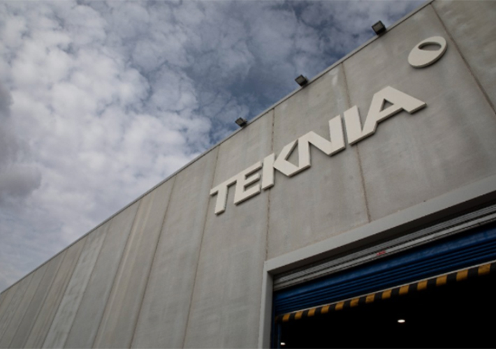 foto Teknia firma un contrato con Endesa para aumentar su suministro de electricidad renovable a largo plazo para cinco de sus fábricas en España.