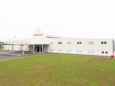 foto Ariston Thermo Group inaugura una nueva fábrica en Vietnam.